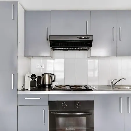 Apartment Off Bright In Heart Of Marais Paris